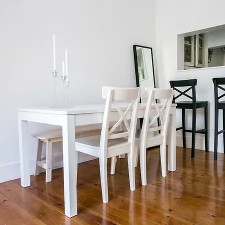 Paz 38 By Nook * Lisboa